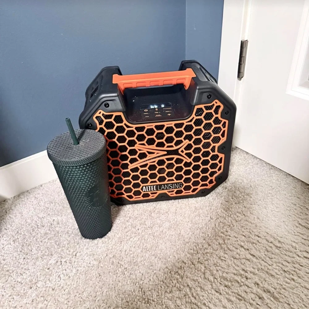 Altec Lansing Rugged Wireless Speaker - Black and Orange - Picture 10 of 10